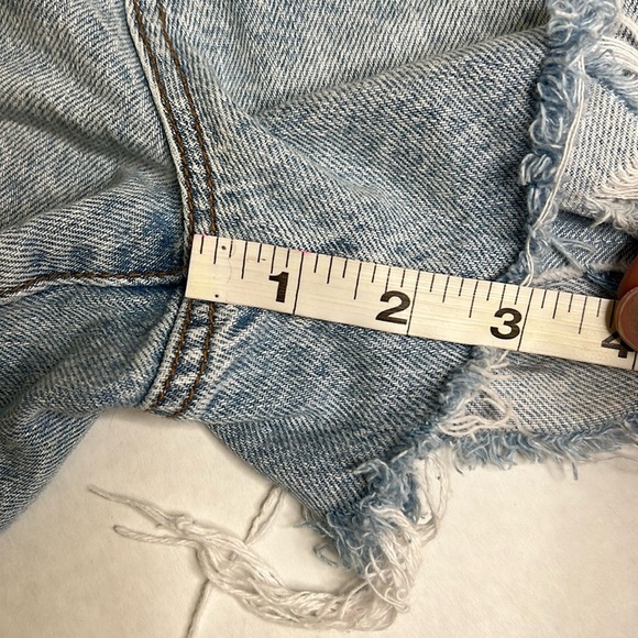 AE PRIDE 90’s BOYFRIEND SHORTS 2 - Picture 13 of 16